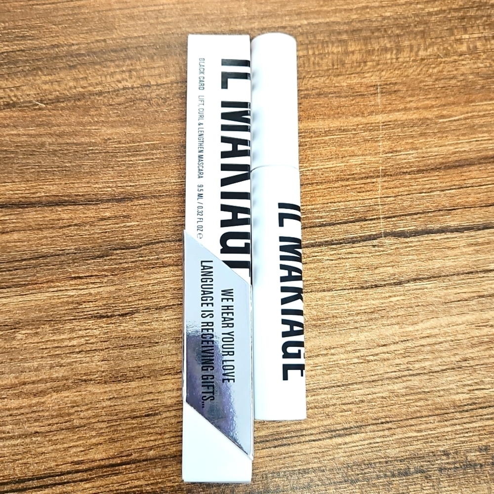 IL MAKIAGE BLACK CARD MASCARA NWB
